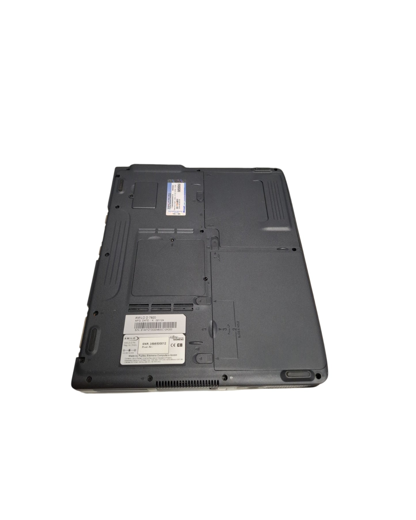 Windows XP Laptop Retro Fujitsu Amilo D 7820 Pentium 4