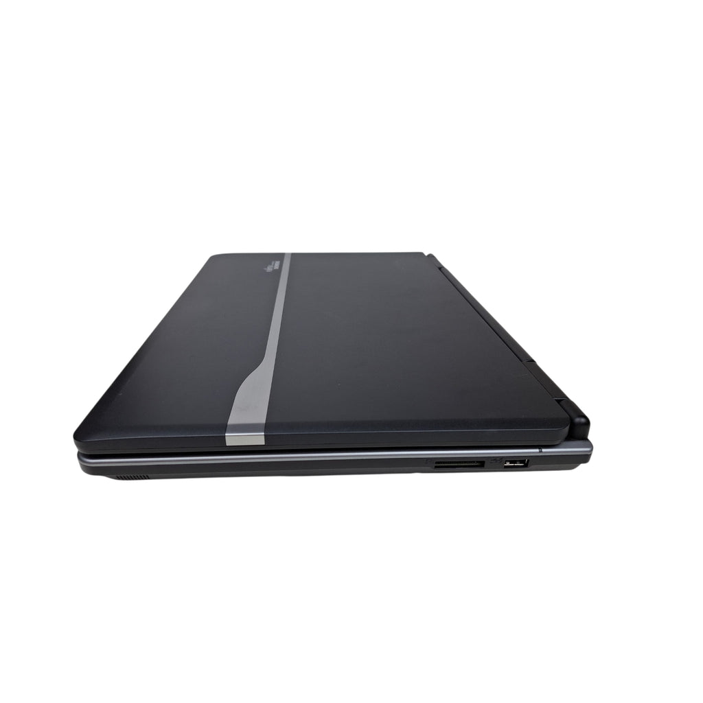 Retro Laptop Fujitsu Siemens Amilo Xi 2528 Core 2 Duo T9300 GeForce 8600M 3 GB RAM 250GB SSD 750GB HDD Windows XP