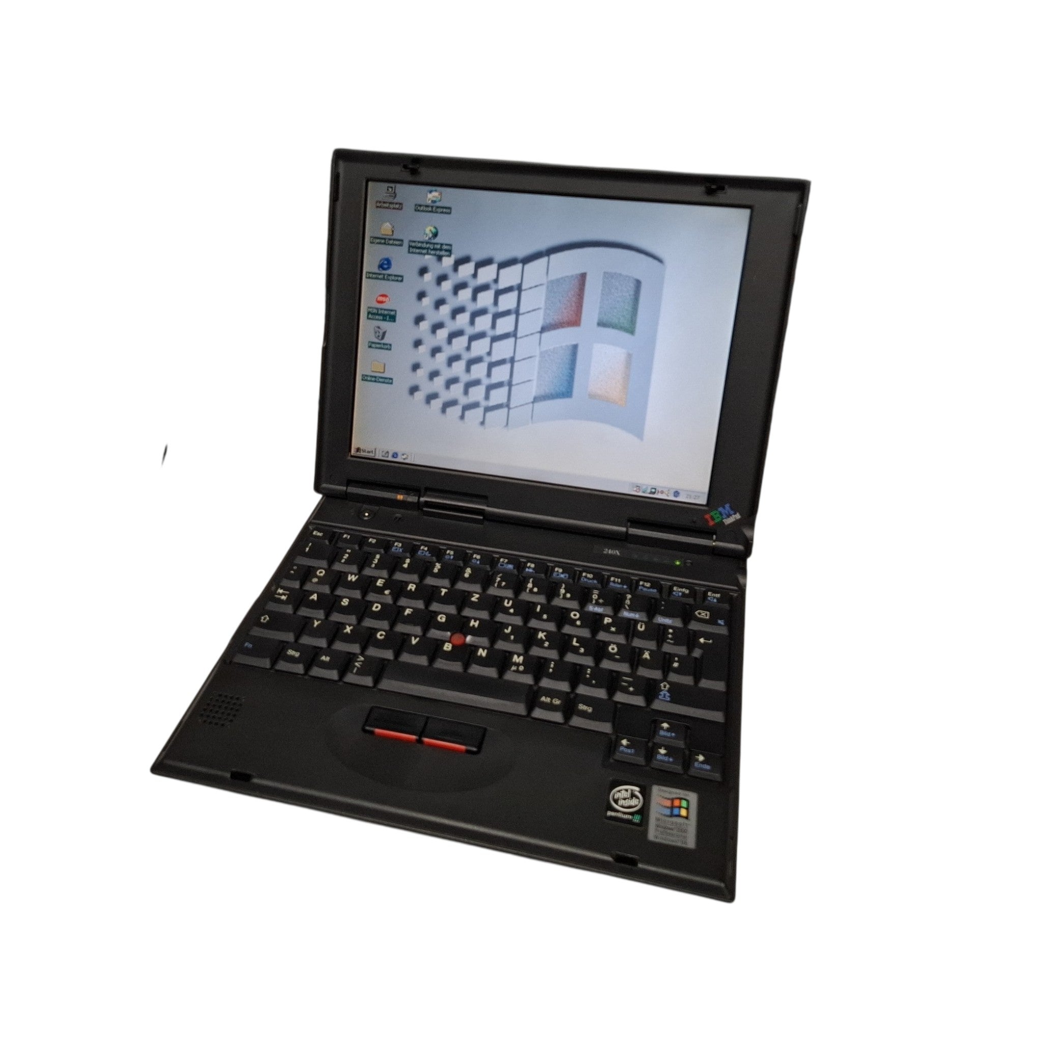 Win 98 Retro Laptop IBM ThinkPad 240X Pentium 3 500MHz 192MB RAM 32GB SSD Windows 98