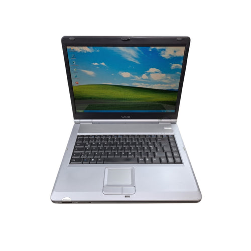 Retro Laptop Sony Vaio PCG-K215Z Pentium 4 768 MB 128 GB SSD ATI Radeon Windows XP