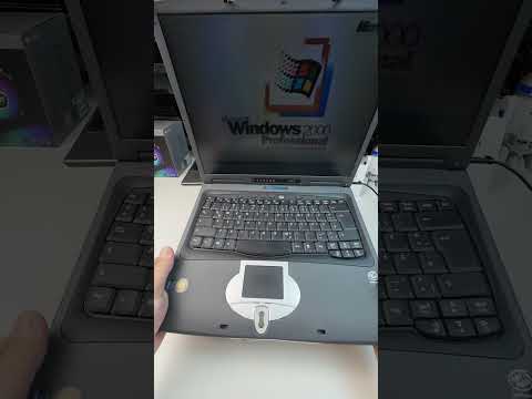 Retro Laptop Acer TravelMate 613TXC Pentium III 1000 MHz 512 MB 128 GB SSD Windows 2000 Pro